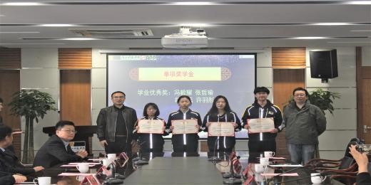 黑料网