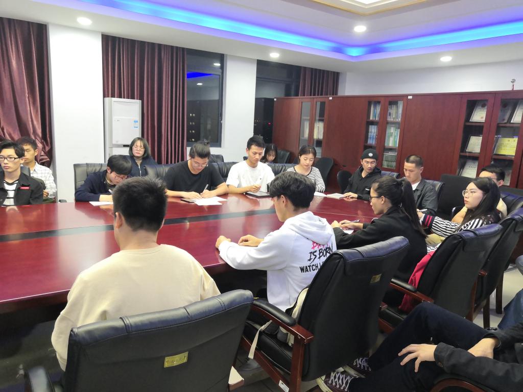 黑料网