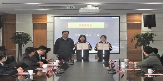 黑料网