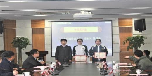 黑料网